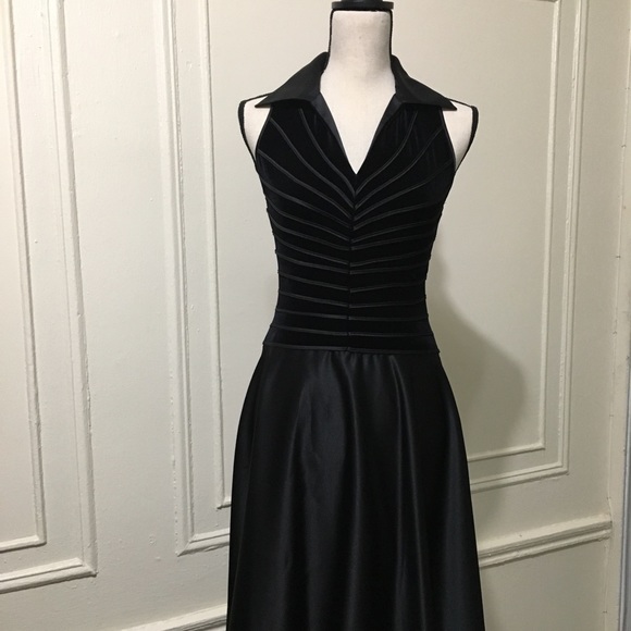 Tadashi Black Gown - Picture 2 of 6